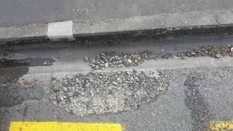 Roading/Streets, a report photo