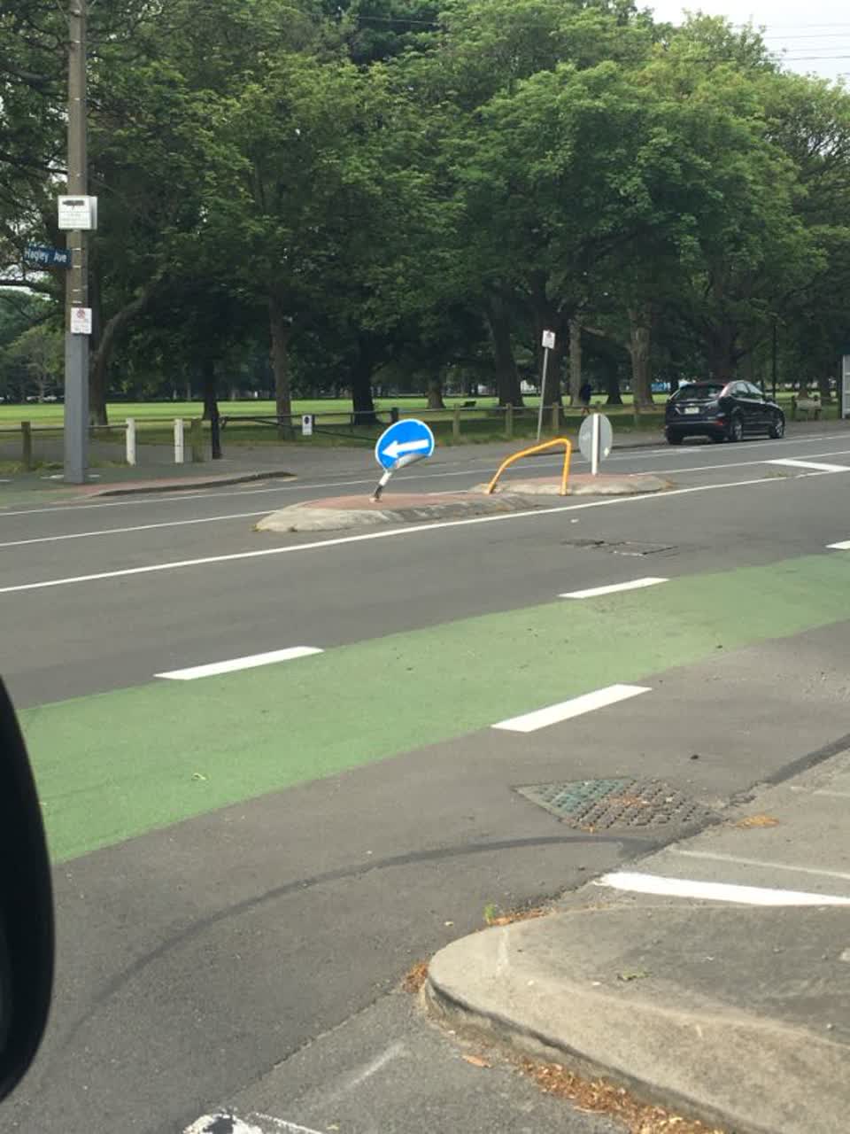 The photograph attached to this roading/streets report