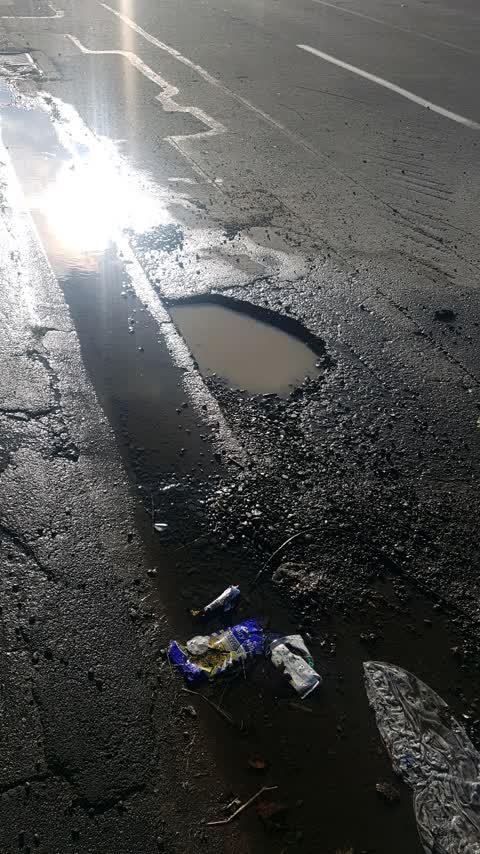 Roading/Streets, a report photo