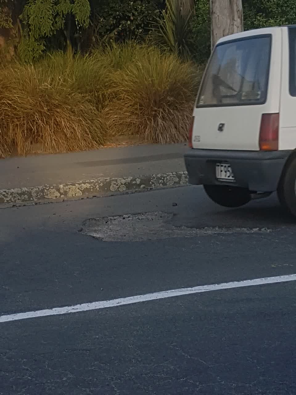 The photograph attached to this roading/streets report