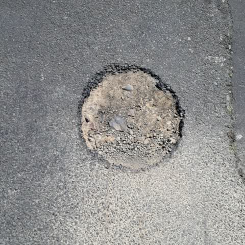 Roading/Streets, a report photo