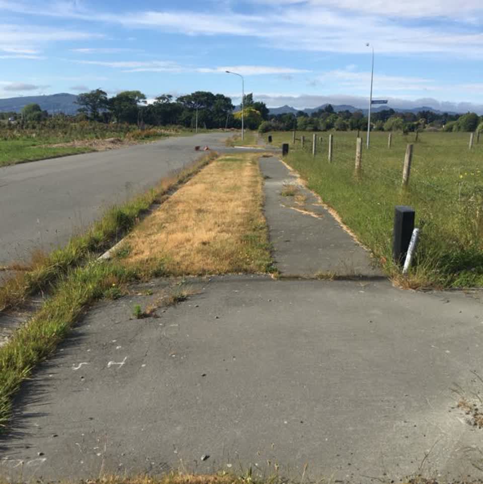 The photograph attached to this roading/streets report