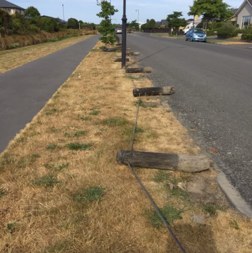The photograph attached to this roading/streets report
