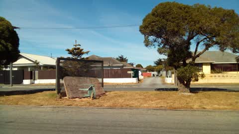 Rubbish/Recycling, a report photo
