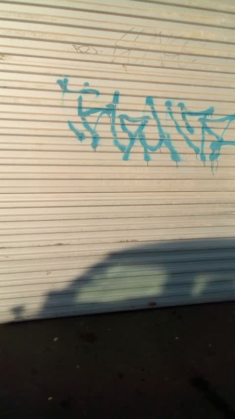 Graffiti, a report photo