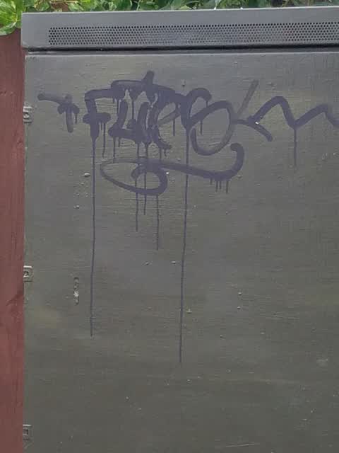 Graffiti, a report photo