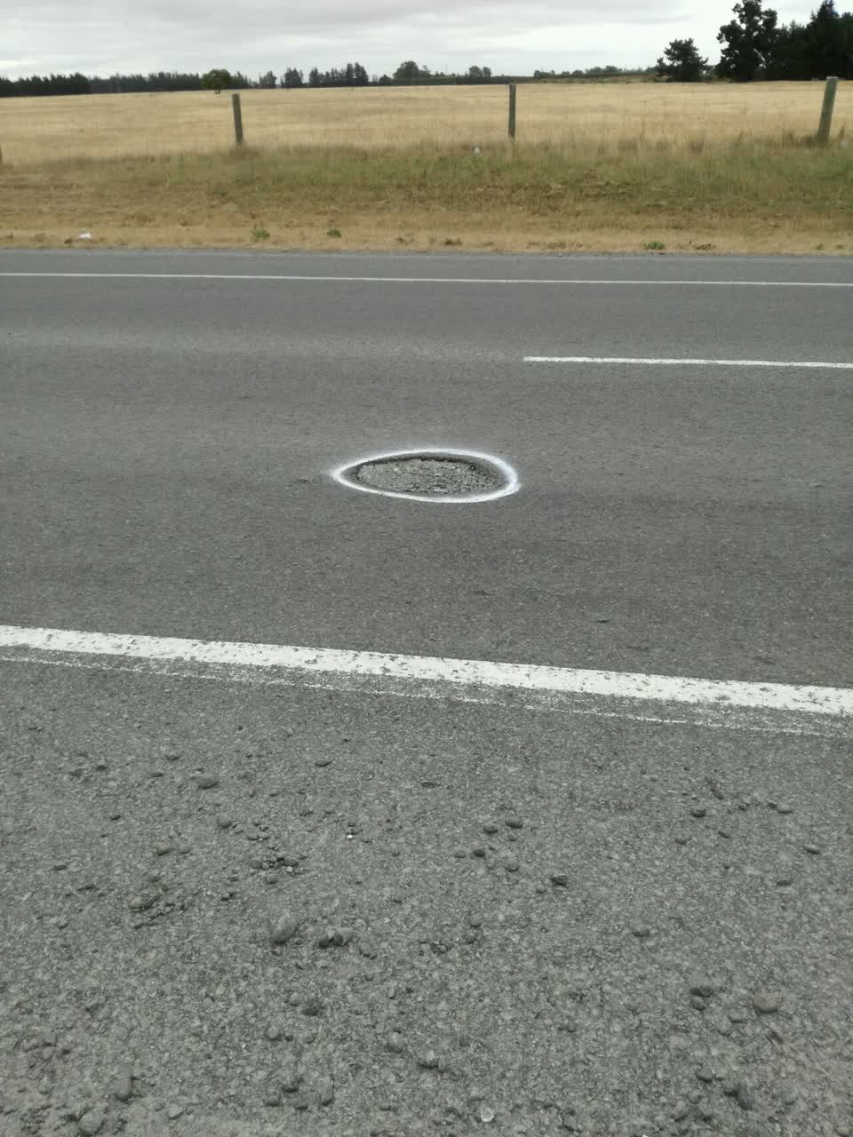 The photograph attached to this roading/streets report