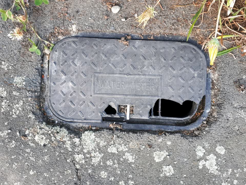 The photograph attached to this water supply report