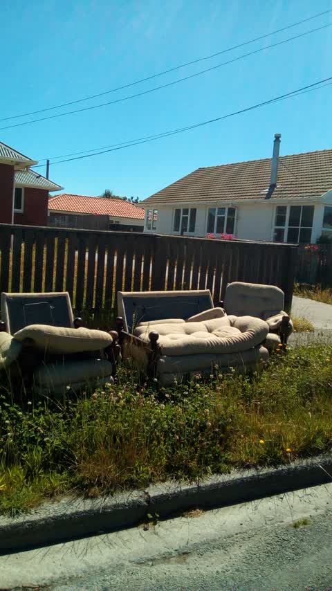 Rubbish/Recycling, a report photo