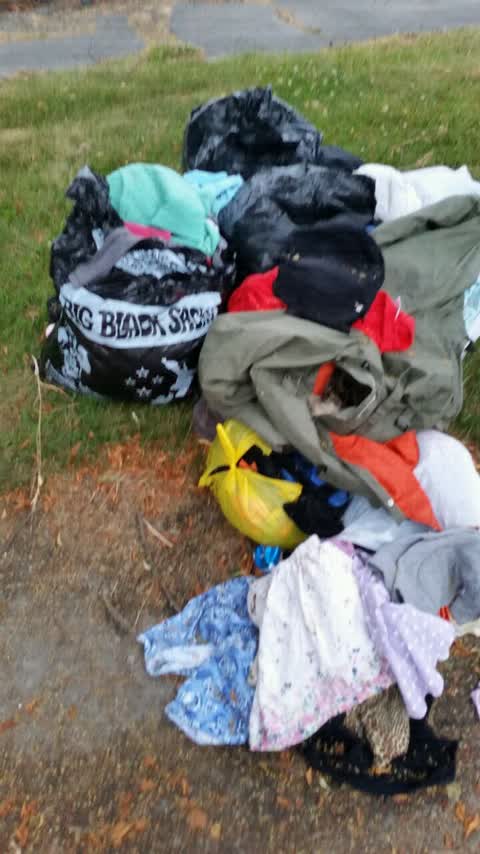 Rubbish/Recycling, a report photo
