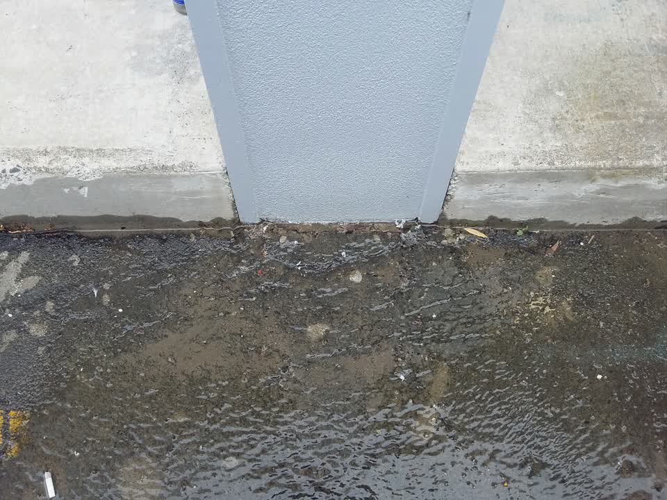 The photograph attached to this water supply report
