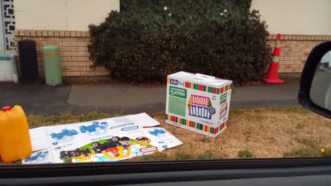 Rubbish/Recycling, a report photo