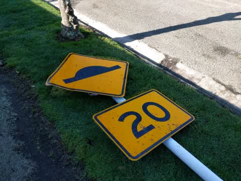 Roading/Streets, a report photo