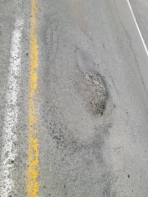 Roading/Streets, a report photo