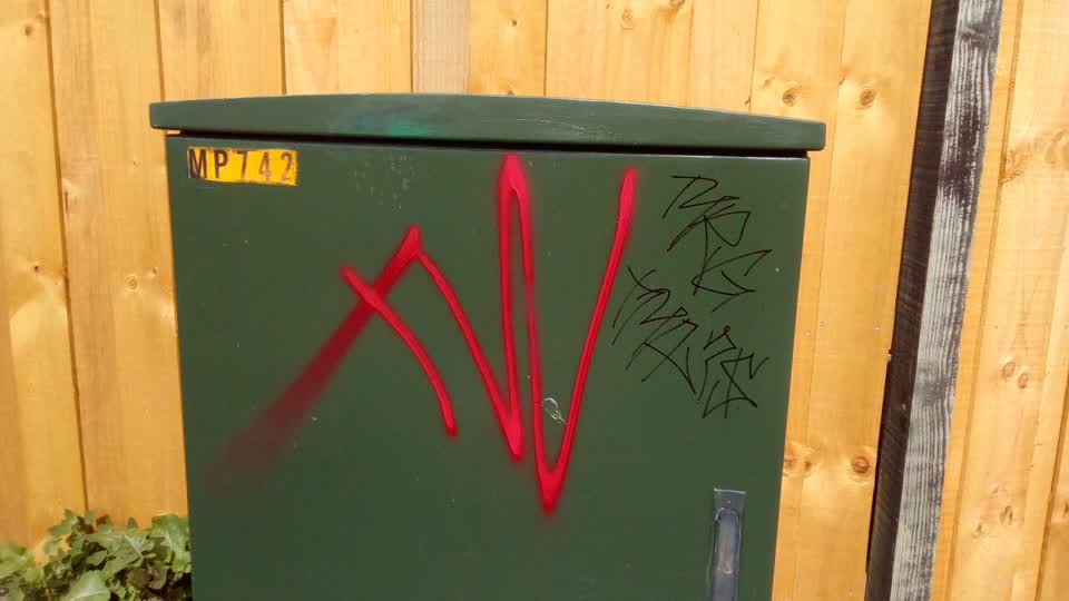 The photograph attached to this graffiti report