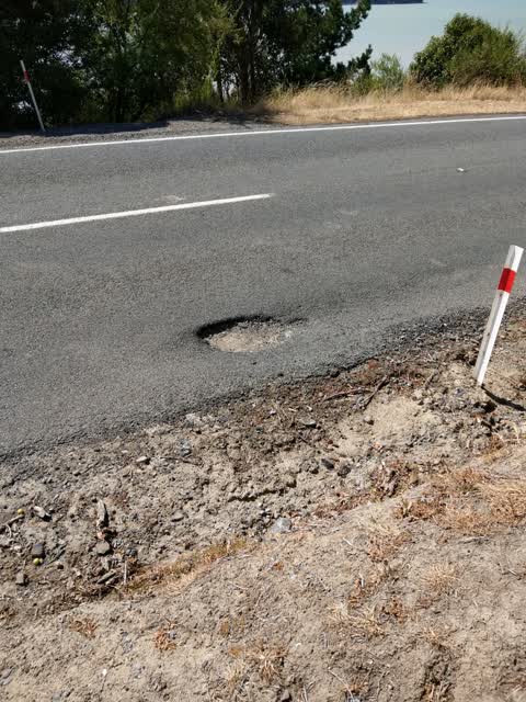 Roading/Streets, a report photo