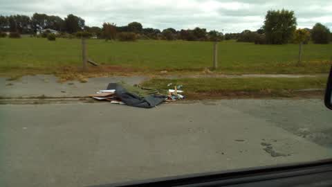 Rubbish/Recycling, a report photo