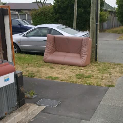 Rubbish/Recycling, a report photo