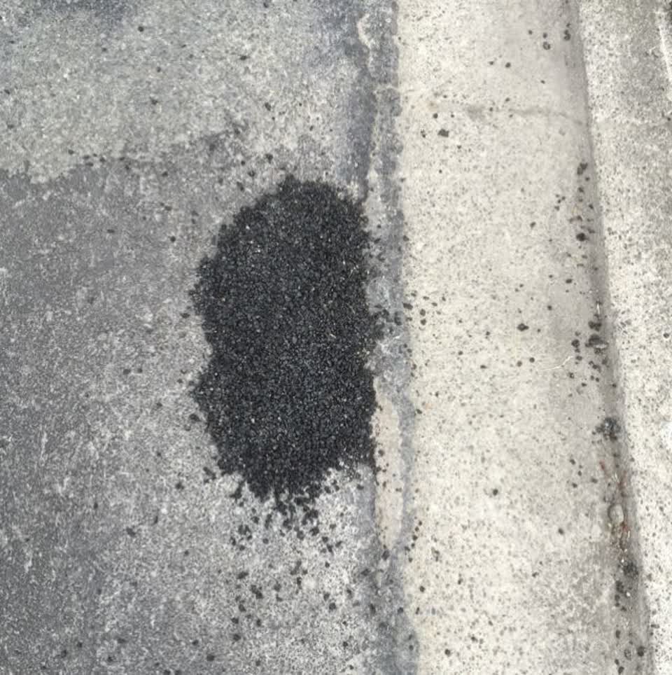 The photograph attached to this roading/streets report