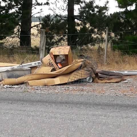 Rubbish/Recycling, a report photo