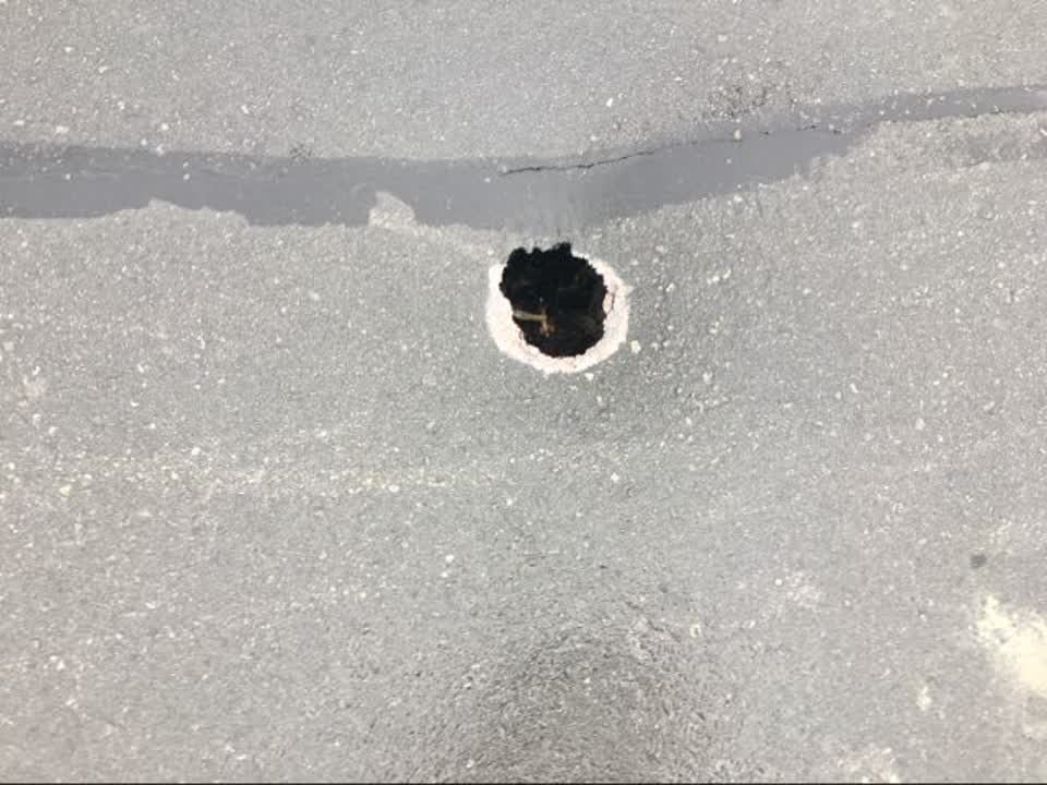 The photograph attached to this roading/streets report