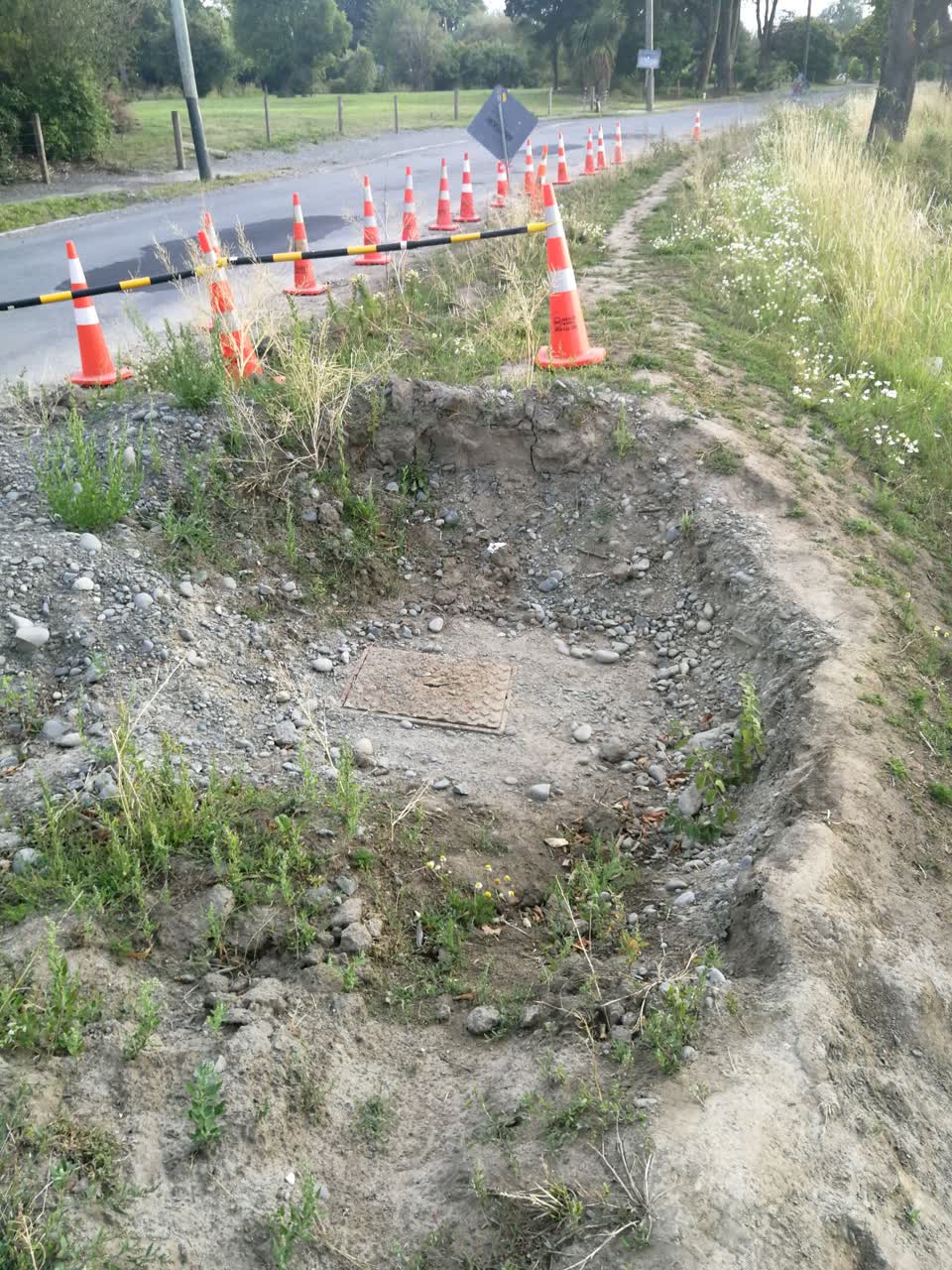 The photograph attached to this roading/streets report