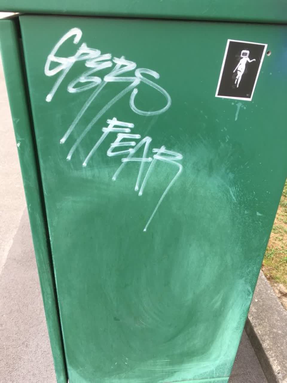 The photograph attached to this graffiti report