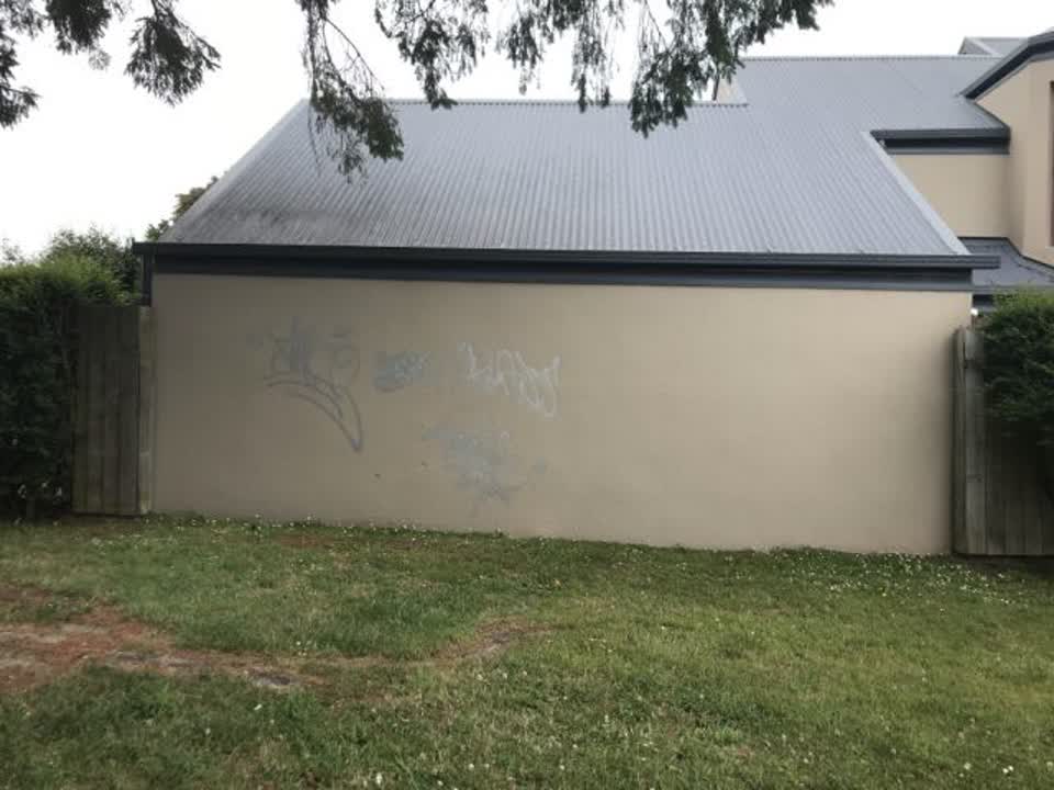 The photograph attached to this graffiti report