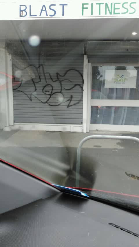 Graffiti, a report photo