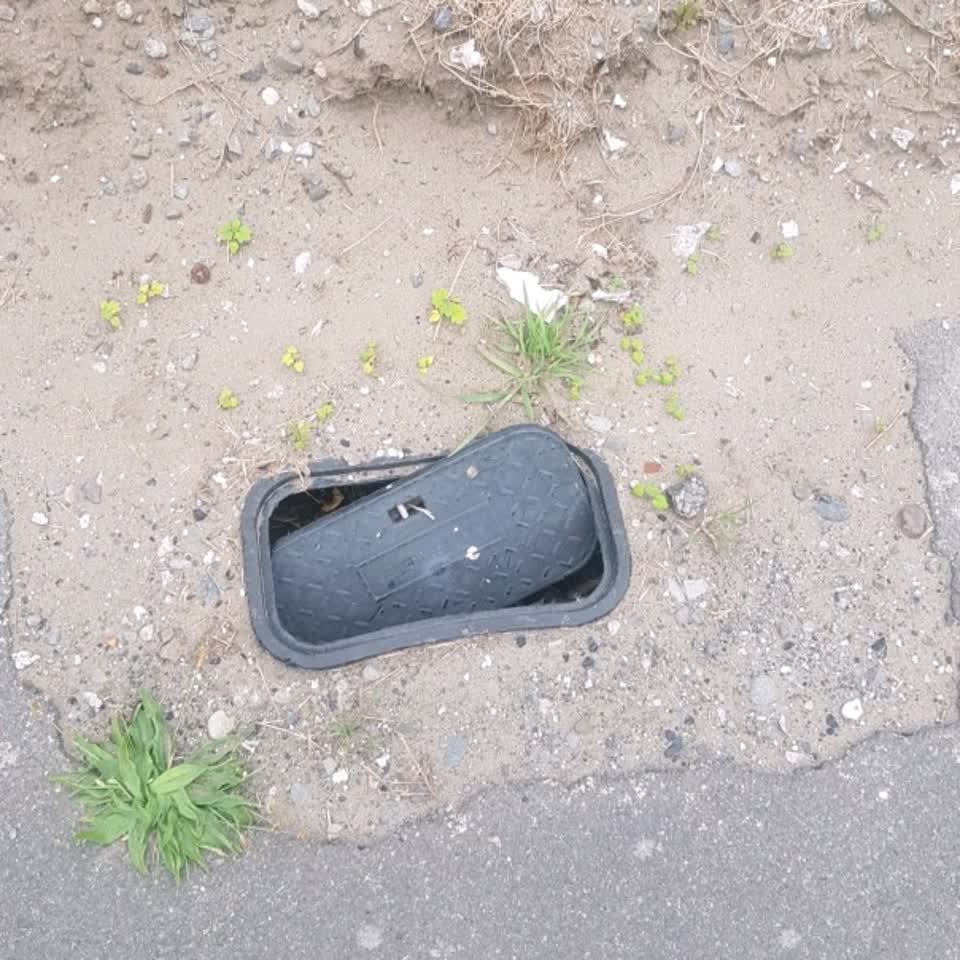 The photograph attached to this water supply report