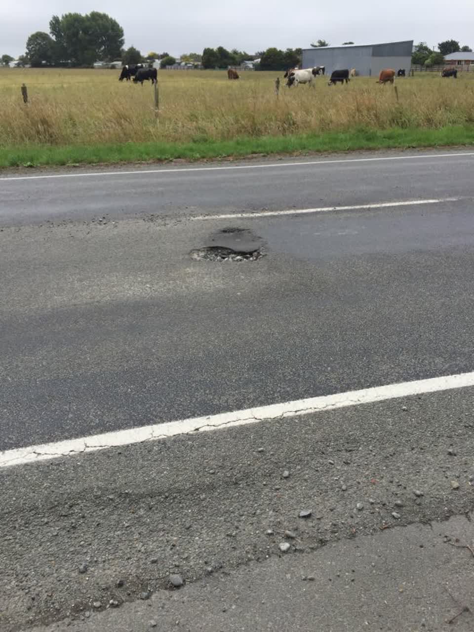The photograph attached to this roading/streets report