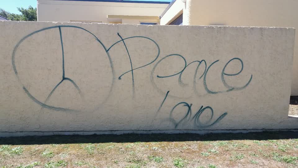 The photograph attached to this graffiti report