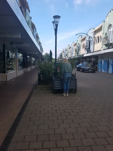Roading/Streets, a report photo