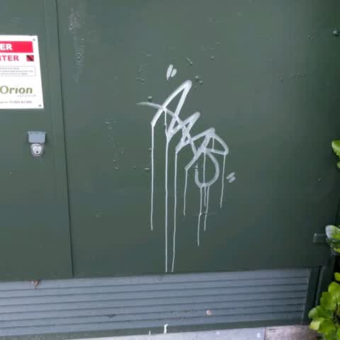 Graffiti, a report photo