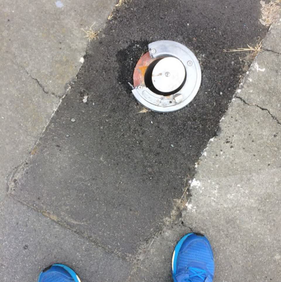 The photograph attached to this roading/streets report