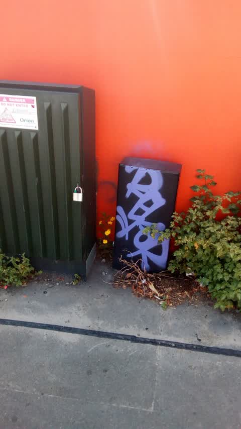 Graffiti, a report photo