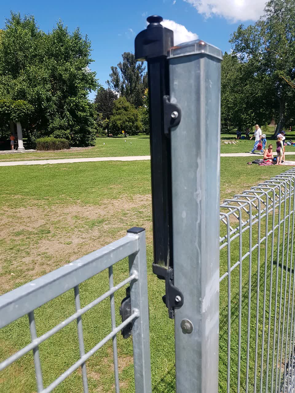 The photograph attached to this parks report