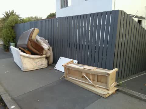 Rubbish/Recycling, a report photo