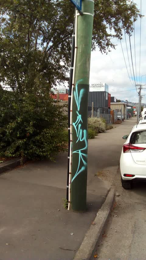 Graffiti, a report photo