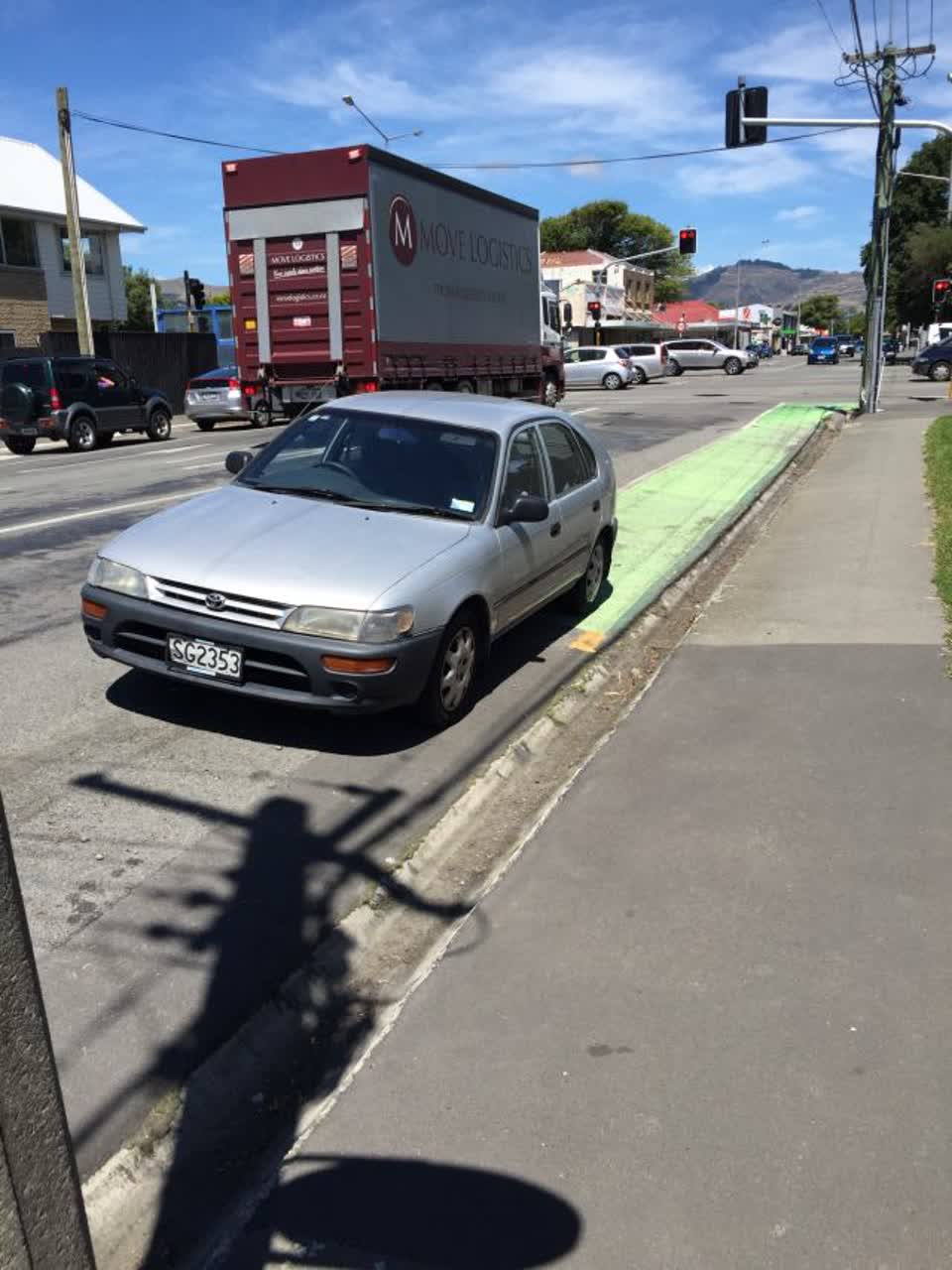 The photograph attached to this roading/streets report