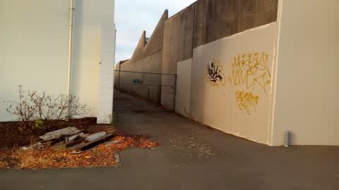 Graffiti, a report photo