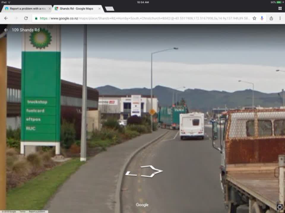 The photograph attached to this roading/streets report