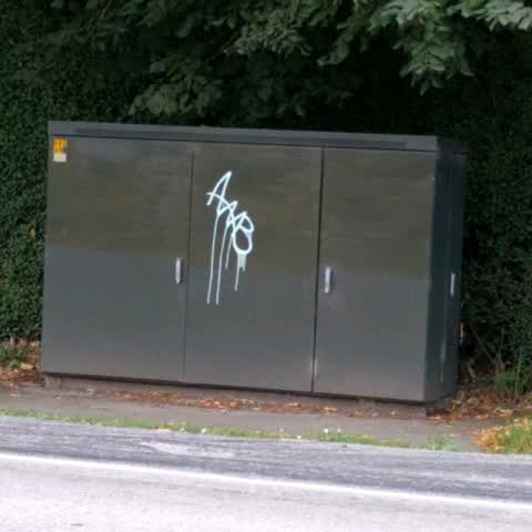 Graffiti, a report photo