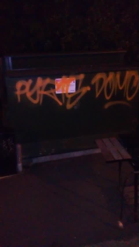 Graffiti, a report photo
