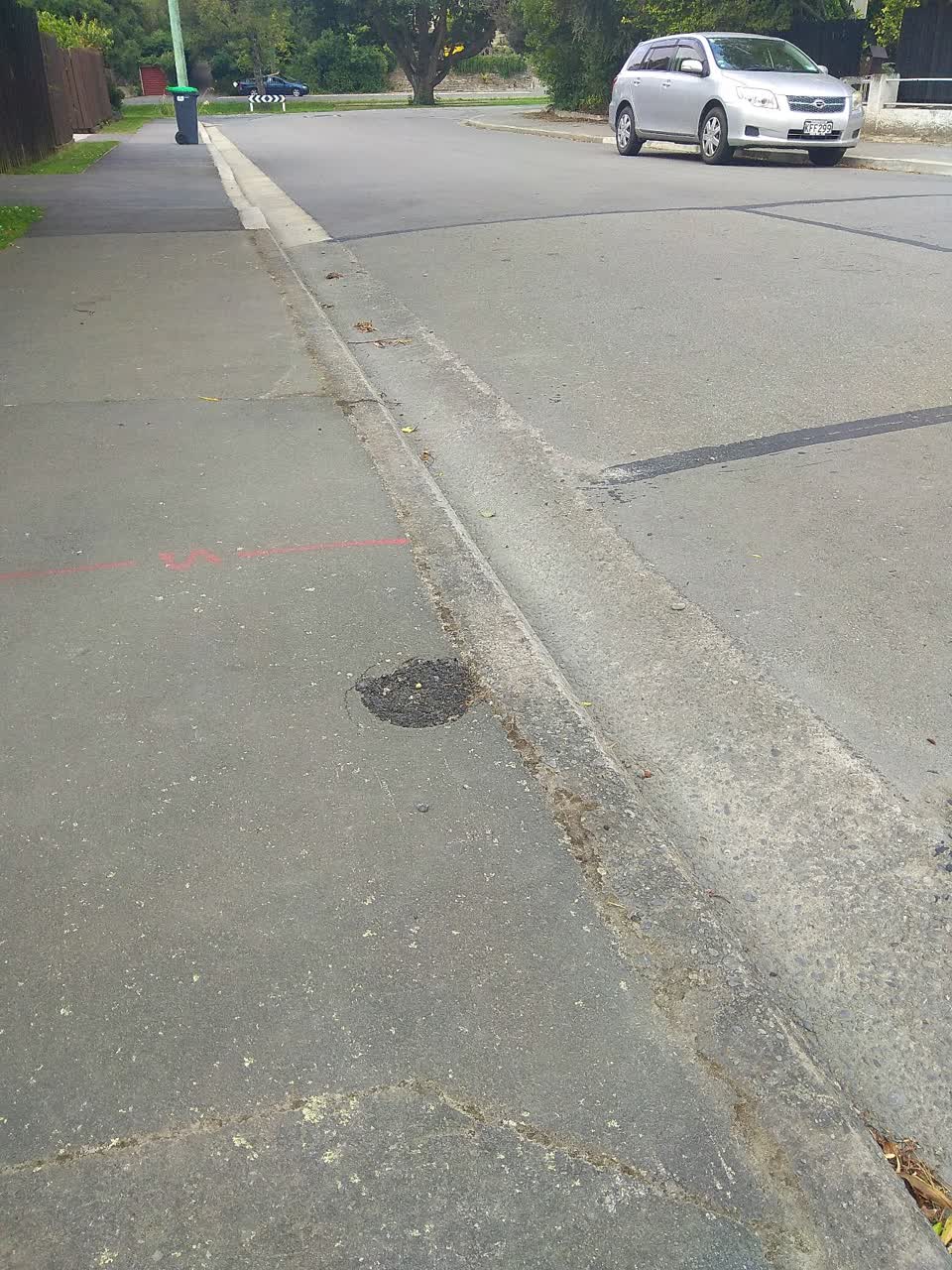 The photograph attached to this roading/streets report