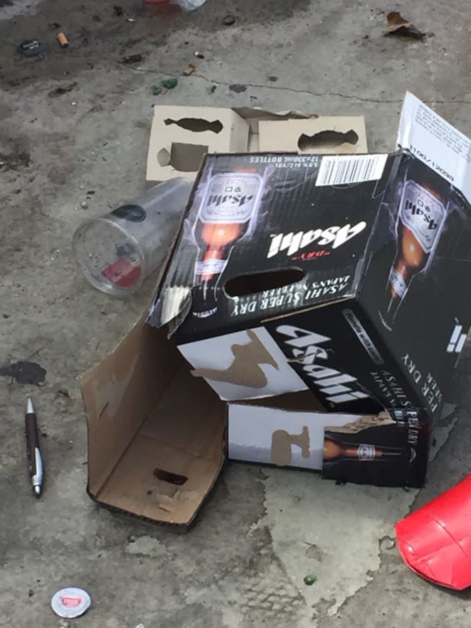 The photograph attached to this rubbish/recycling report