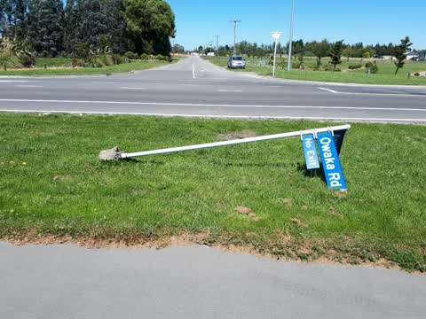 Roading/Streets, a report photo