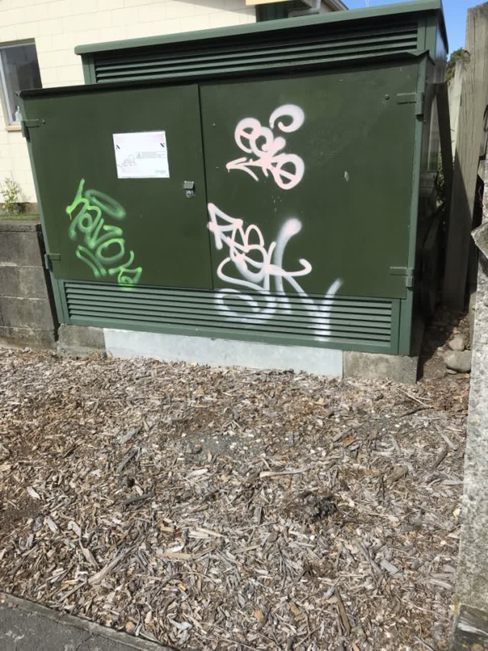 The photograph attached to this graffiti report