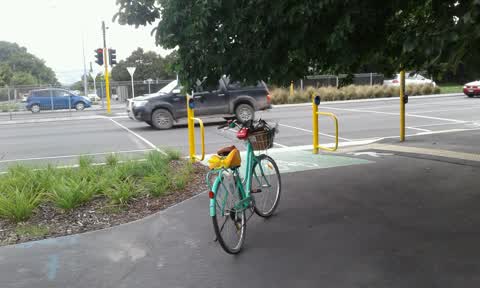 Roading/Streets, a report photo