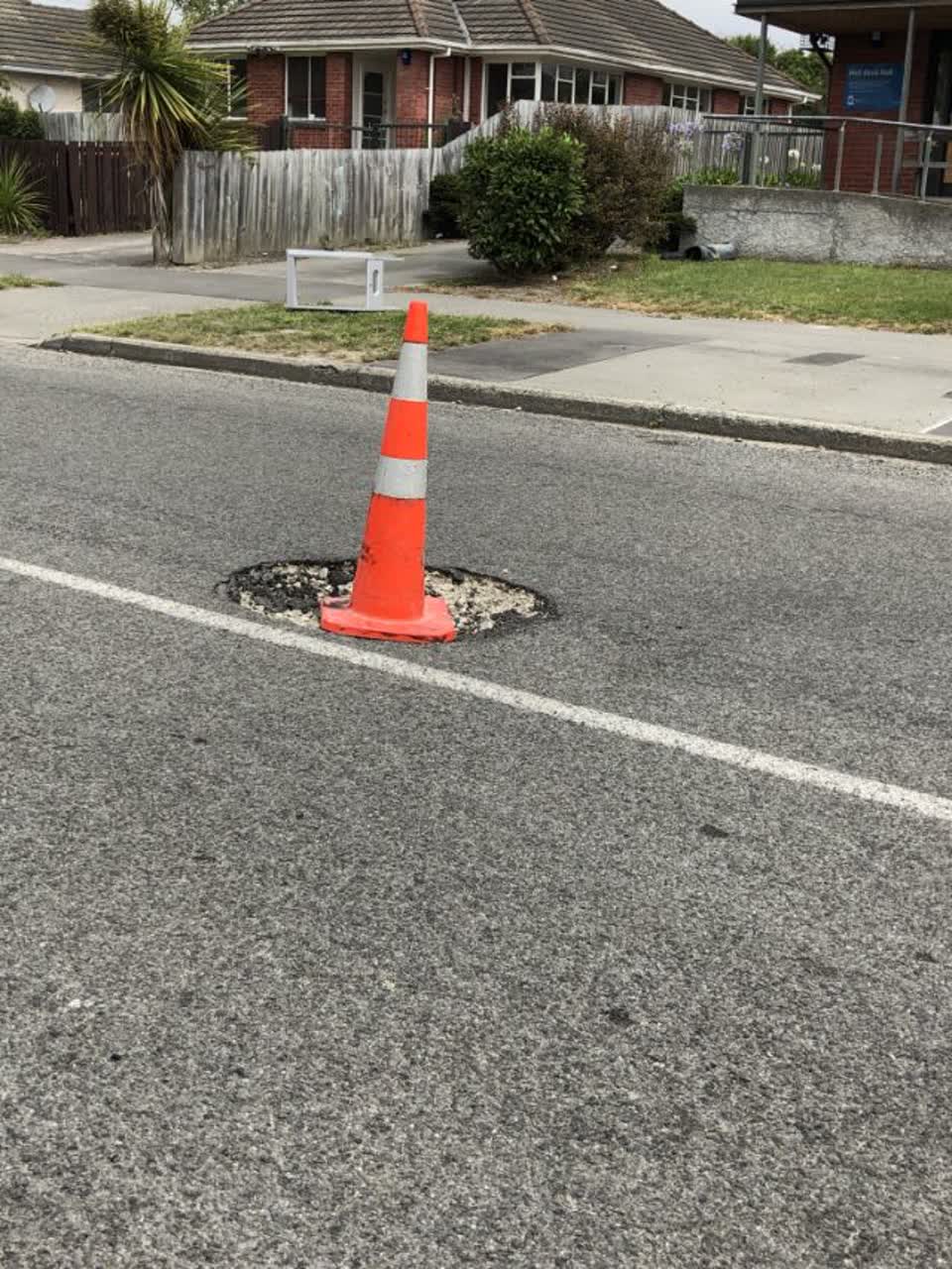 The photograph attached to this roading/streets report